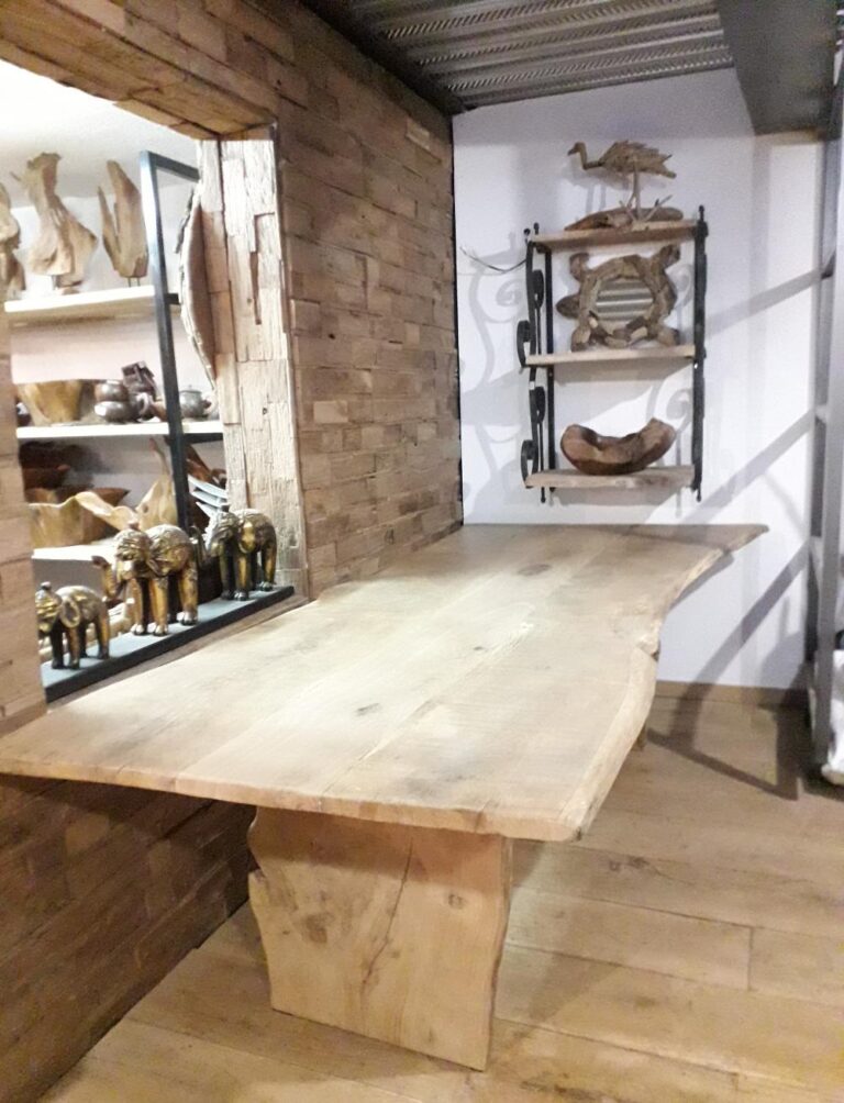 Table chêne de bourgogne clair piétement bois