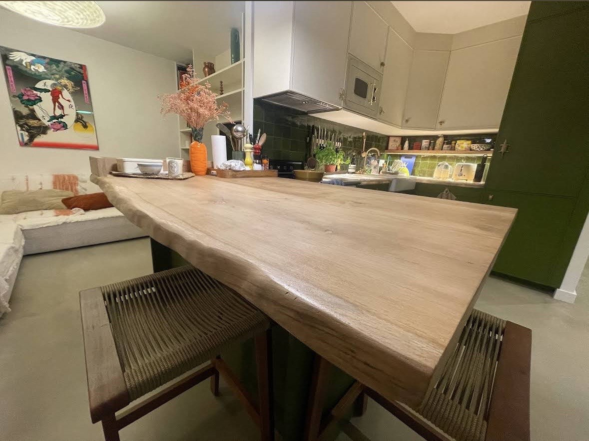 Table îlot de cuisine : le plan de travail deux en un